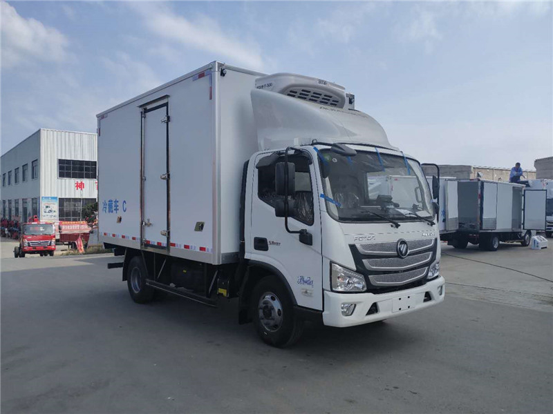 國(guó)六 福田歐馬可S1寬體冷藏車(chē)